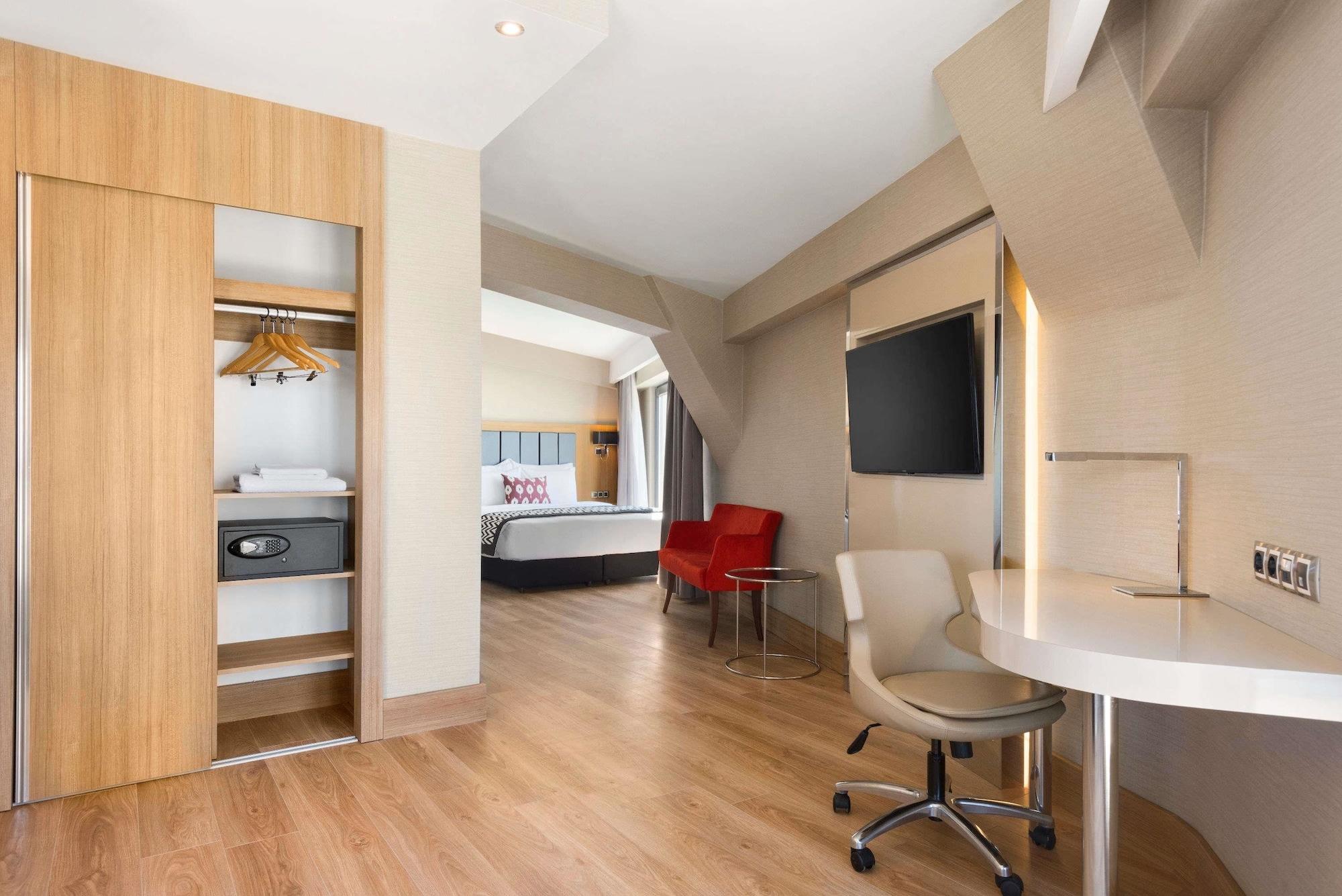 Ramada Encore Eskisehir Exterior foto
