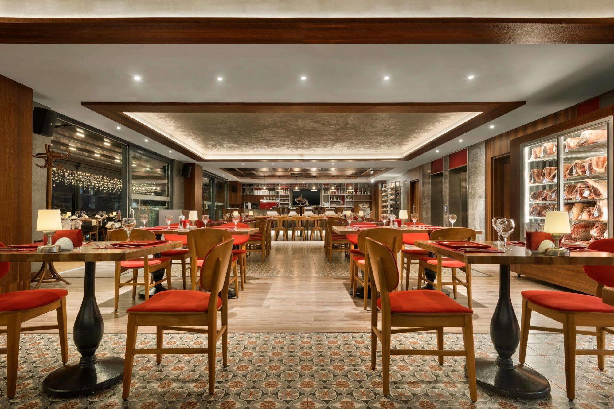Ramada Encore Eskisehir Exterior foto